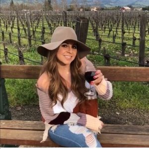 Only worn once - oversized sweater